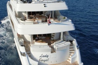 LADY FERYAL -  Aft View